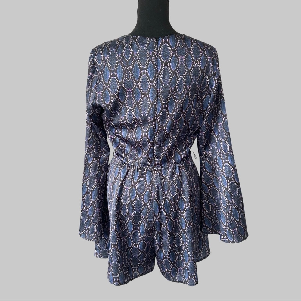 Guess by Marciano Python print romper - Picture 5 of 16